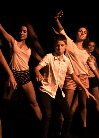 Hip Hop et Contemporain, Vacances en famille, Danse collective en ligne
